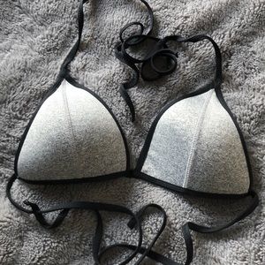 Grey bikini top (Medium)